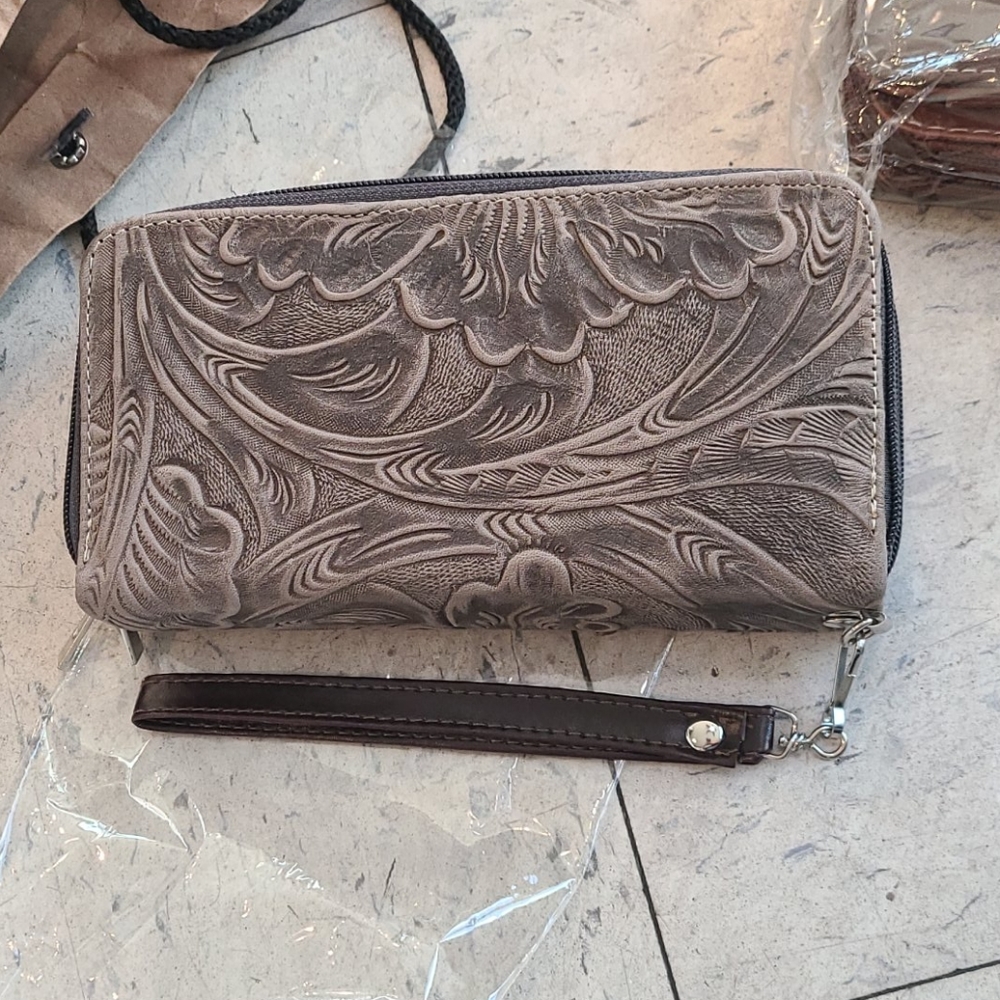 Wallet - Picture 1 of 3